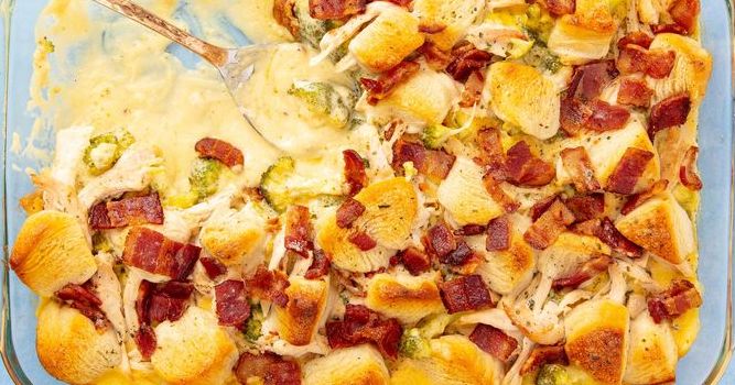 preview for Chicken Bacon Ranch Bubble-Up Bake Is What Your Soul Needs