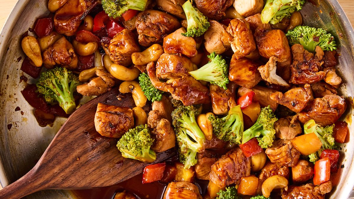 preview for Chicken Stir-Fry Is The Versatile Weeknight Dinner You Can Always Rely On