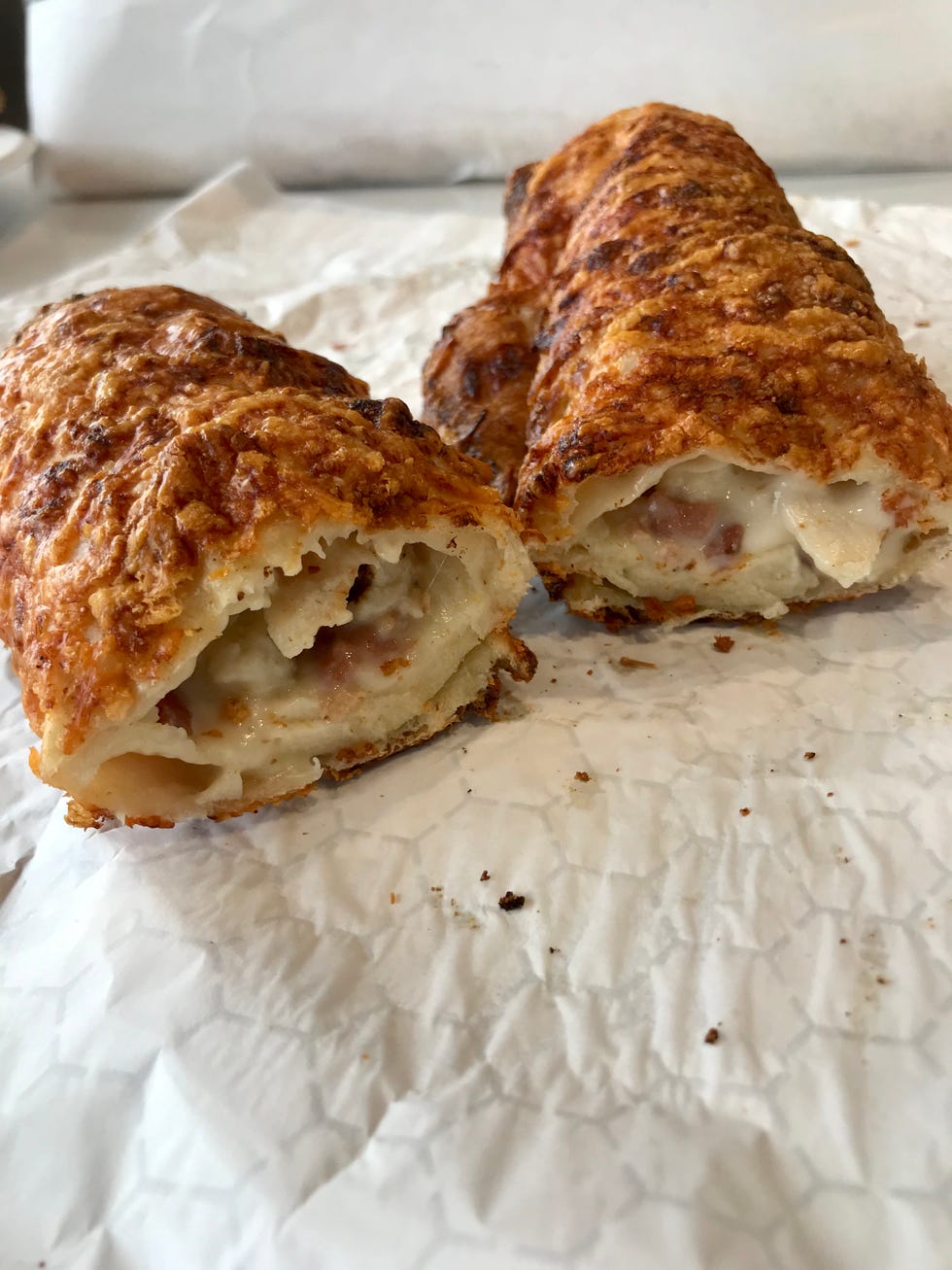 Dish, Food, Cuisine, Ingredient, Börek, Baked goods, Staple food, Produce, Apple strudel, Turnover, 