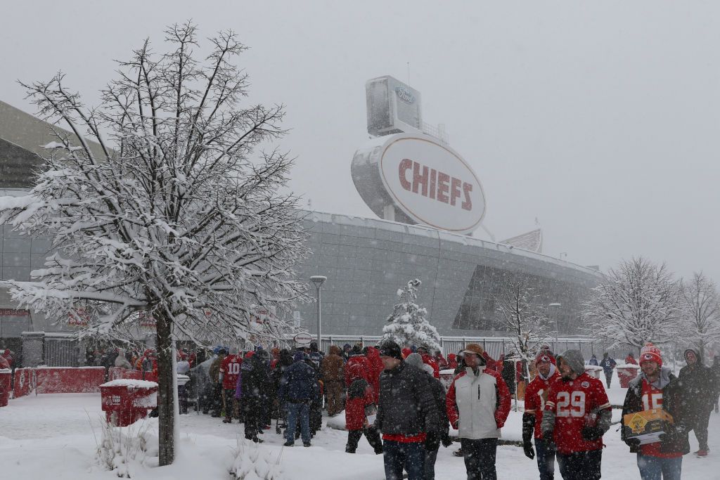 With cold weather and snow expected this weekend, Division II game moved  from Arrowhead Stadium - NBC Sports