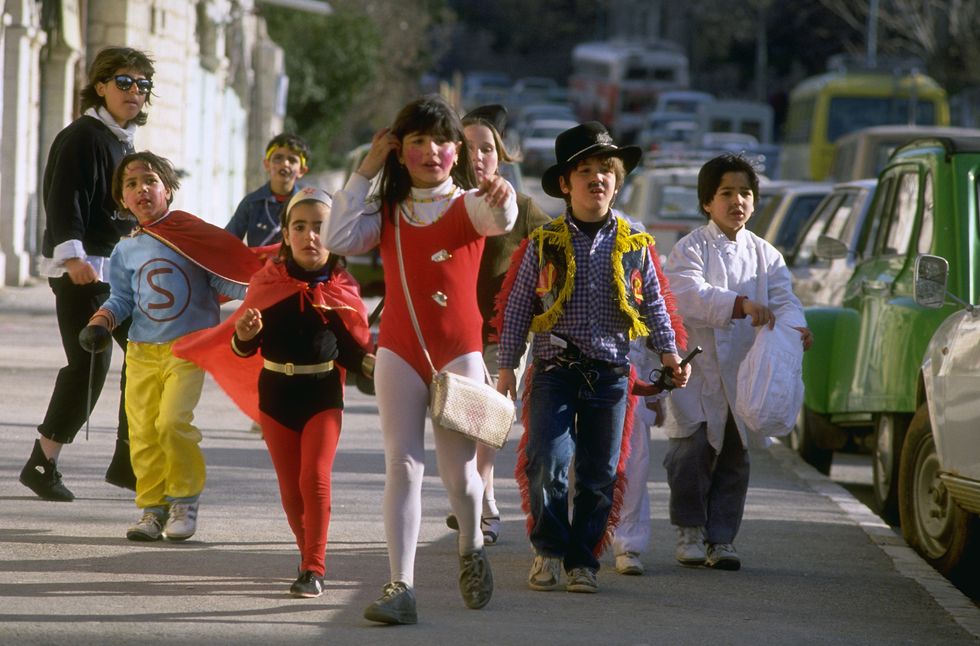 purim traditions purim costumes