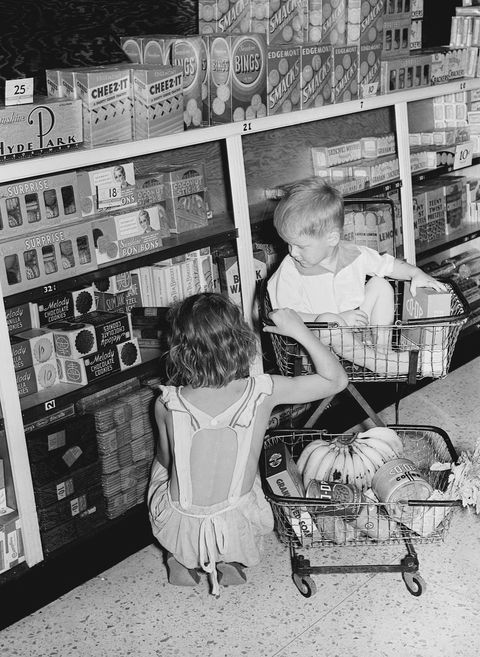 vintage photos of grocery store   children with shopping cart