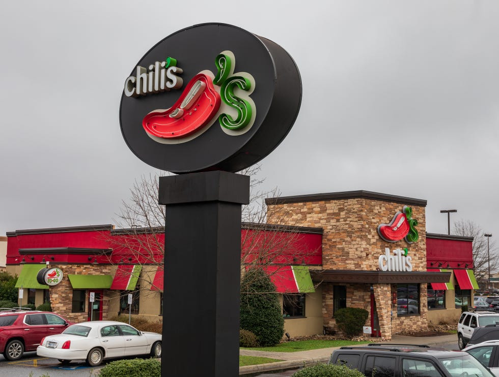 is chilis closed on the fourth of july