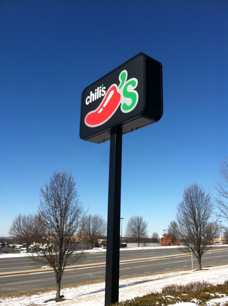 Chilis hours near on sale me