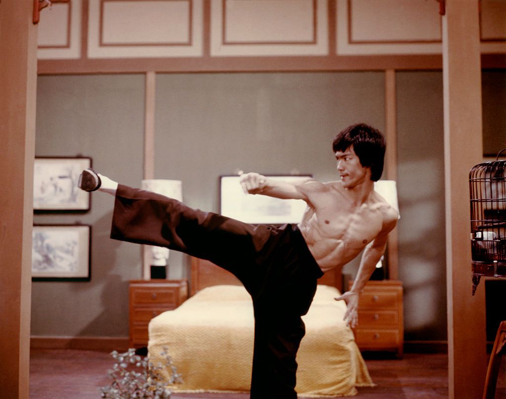 Bruce Lee - Mini Biography