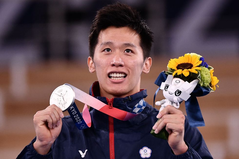 李智凱在東京奧運完美落地奪銀牌！收藏「鞍馬王子」李智凱奧運決賽的20個感人瞬間