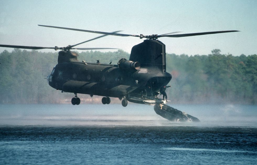 a mh 47e chinook helicopter from the 160th