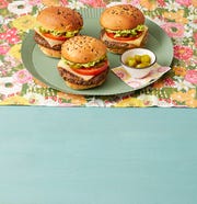 chipotle black bean burgers