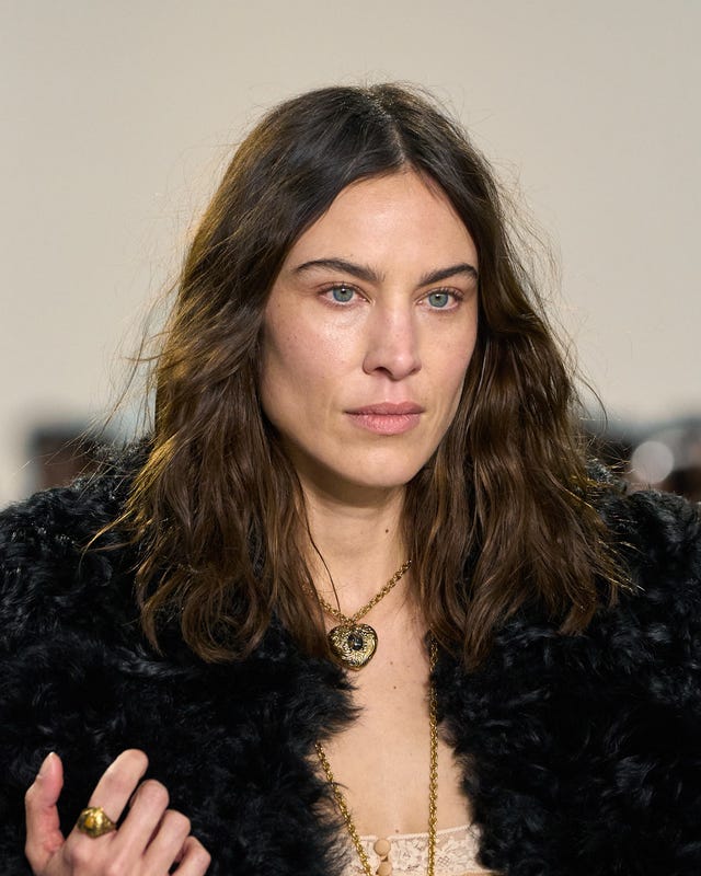 chloe aw25 alexa chung