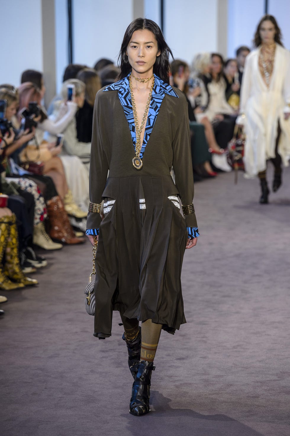 62 Looks From Chloé Fall 2018 Pfw Show – Chloé Runway At Paris Fashion Week