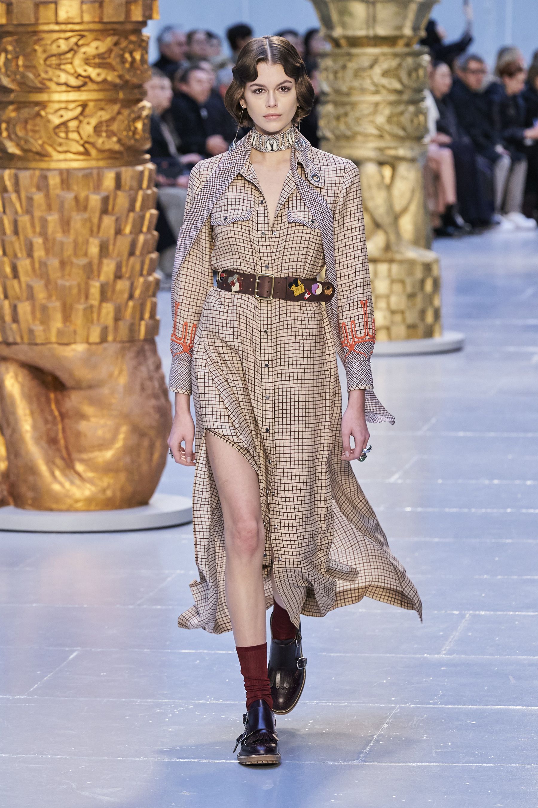 クロエ」(CHLOE)|2020秋冬コレクション クロエ」(CHLOE)|2020秋冬コレクション