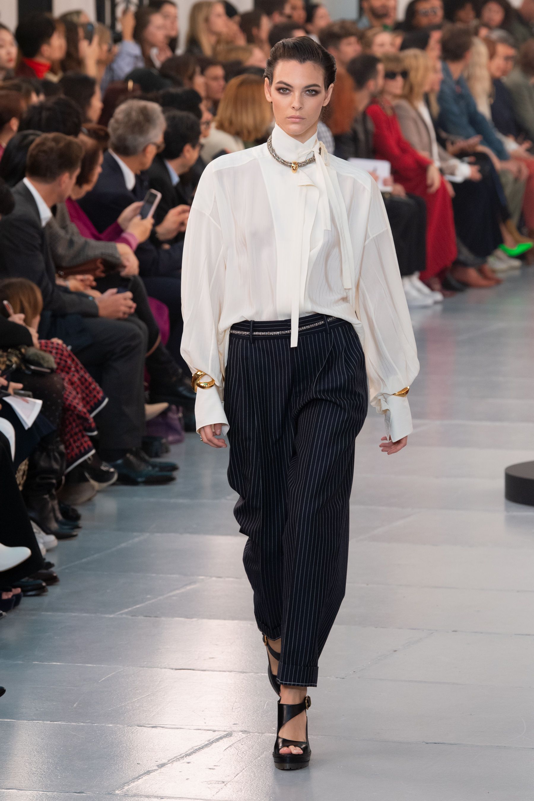 クロエ」（CHLOE）｜2020春夏コレクション