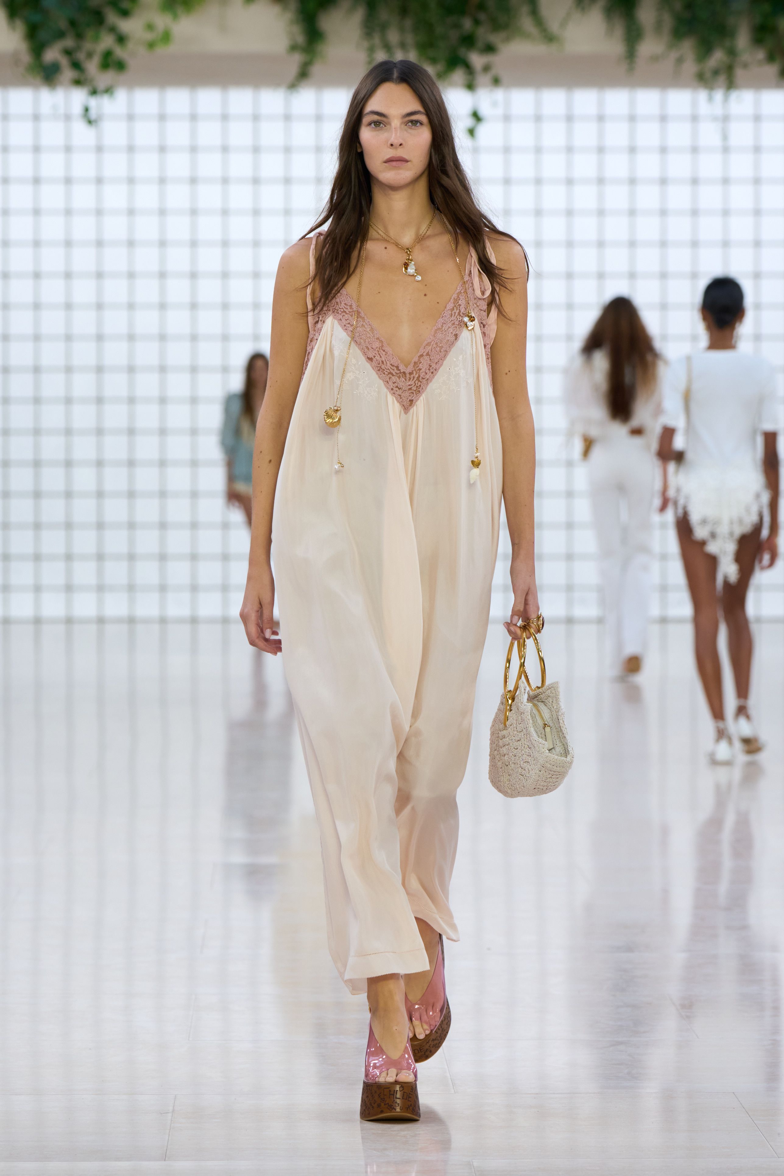 【VIPセール!】Chloe（クロエ）春夏 ジャケット クロエ（CHLOE）」2025春夏コレクション | ファッション | ELLE