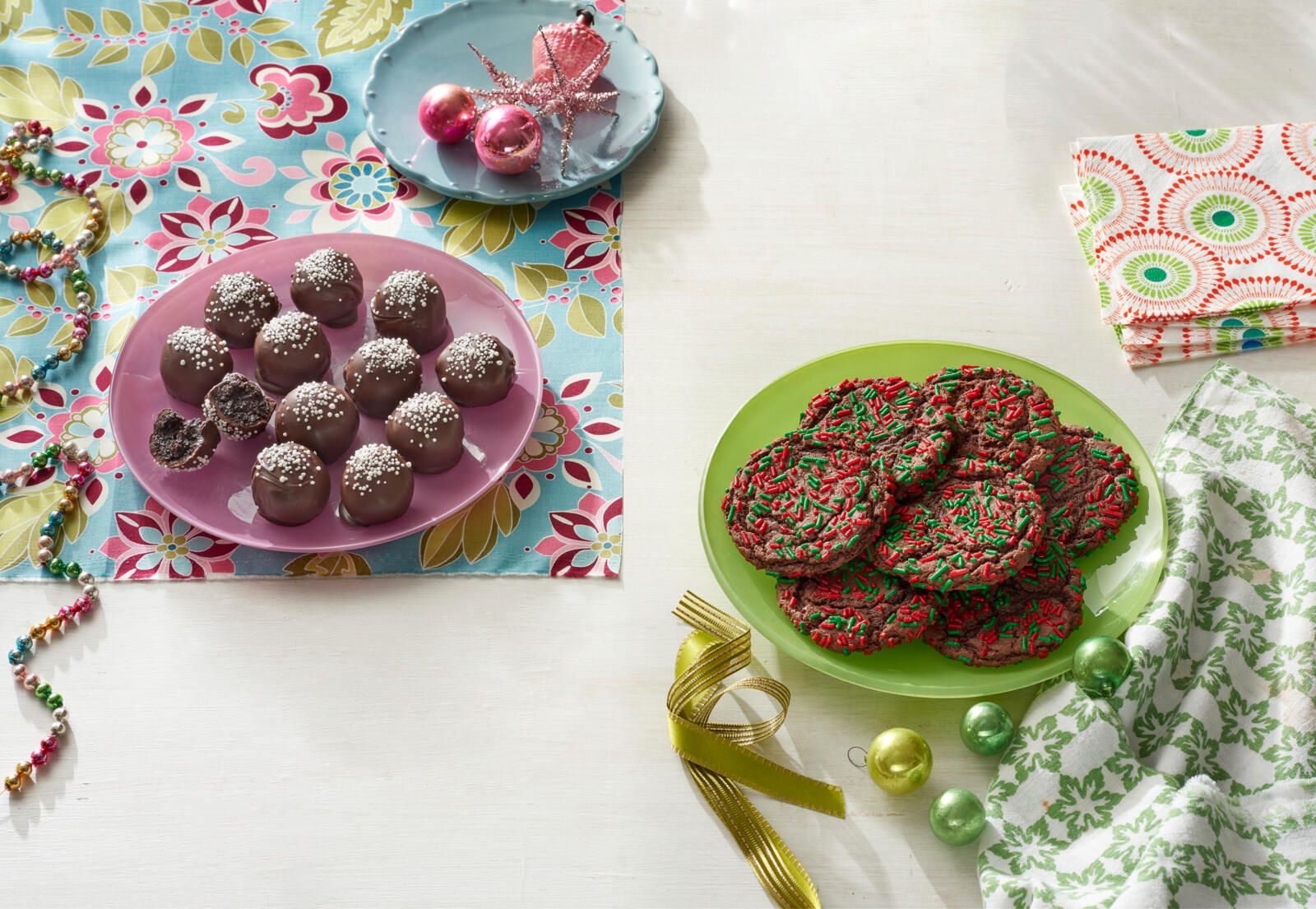 Cake Batter Chocolate Chip Cookies - Run Lift Eat Repeat