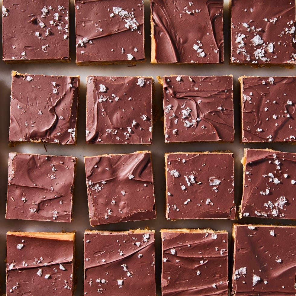 dessert bars with pretzels, coffee flavor, caramel, and chocolate