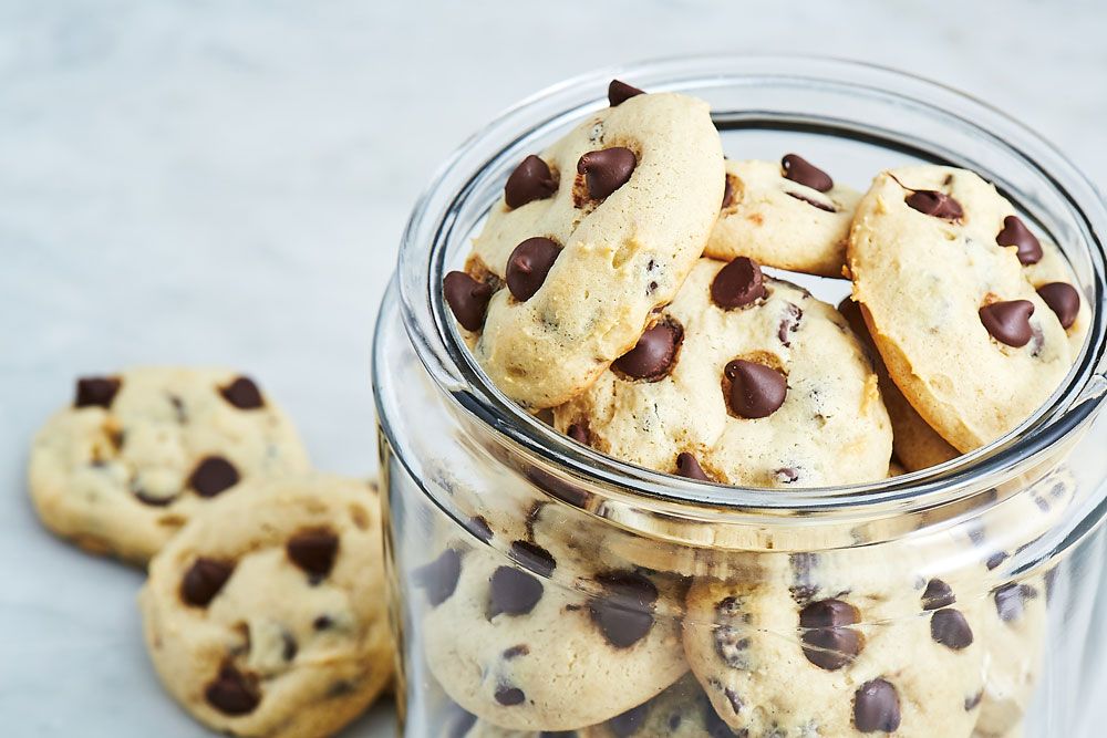 chocolate chip cloud cookies