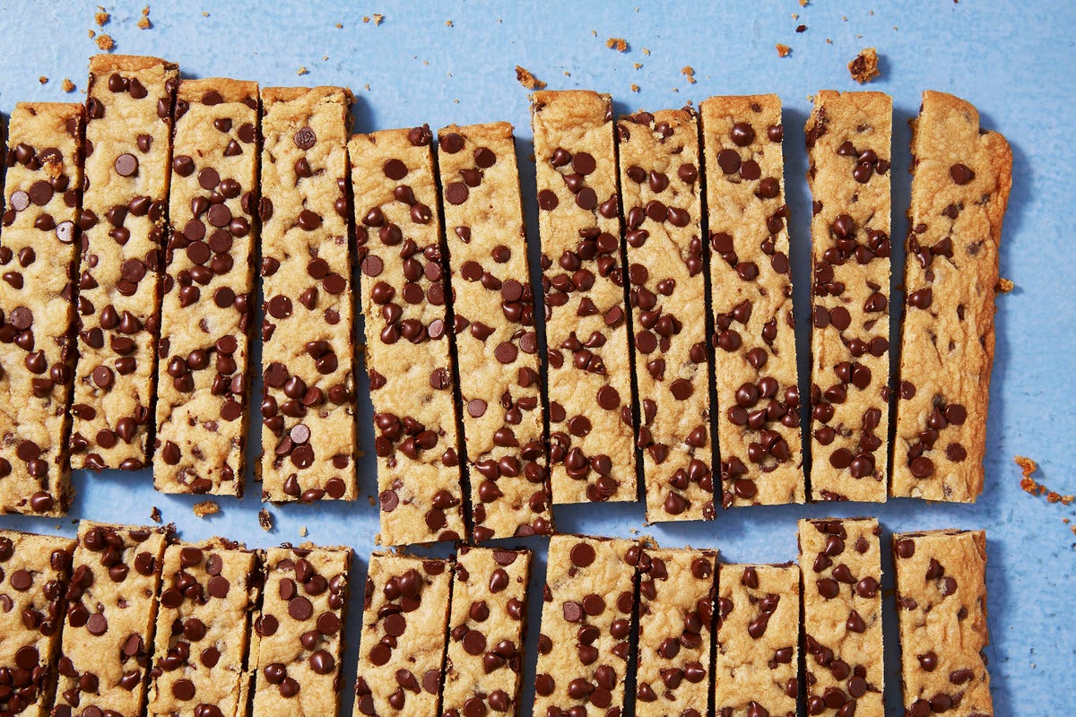 preview for Dunking Isn't Even A Question With These Chocolate Chip Cookie Dippers