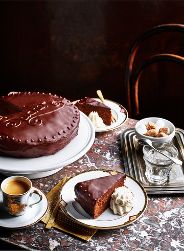 Food, Dish, Chocolate cake, Cuisine, Sachertorte, Dessert, Cake, Flourless chocolate cake, Ingredient, Sweetness, 