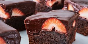 chocolate covered strawberry brownies