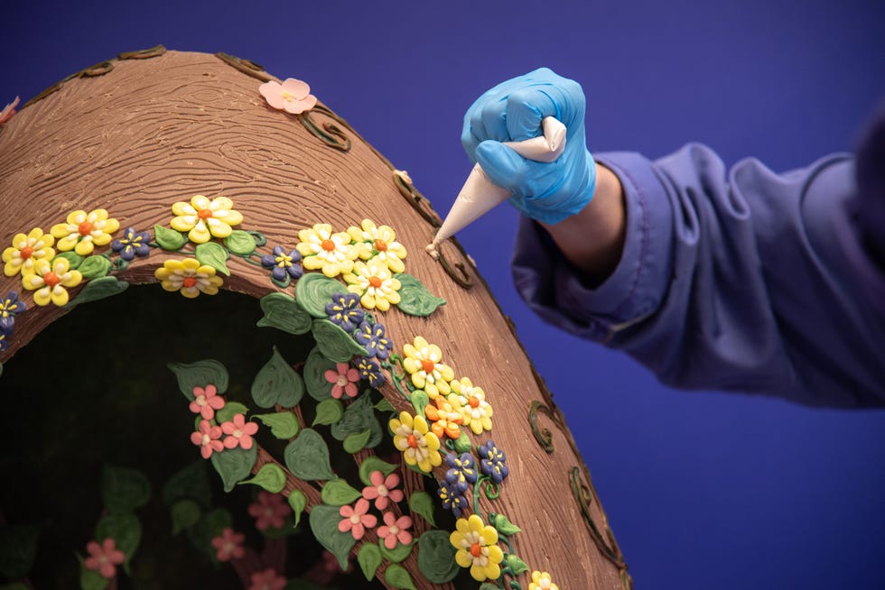 cadbury world giant easter egg