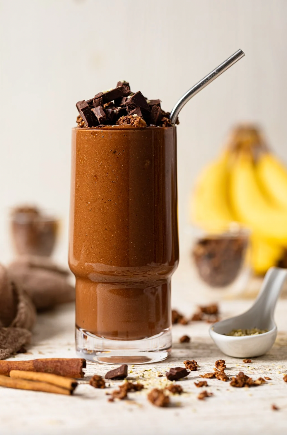 https://hips.hearstapps.com/hmg-prod/images/chocolate-espresso-smoothie-659467fc7d320.png?crop=1.00xw:0.824xh;0,0.0886xh&resize=980:*