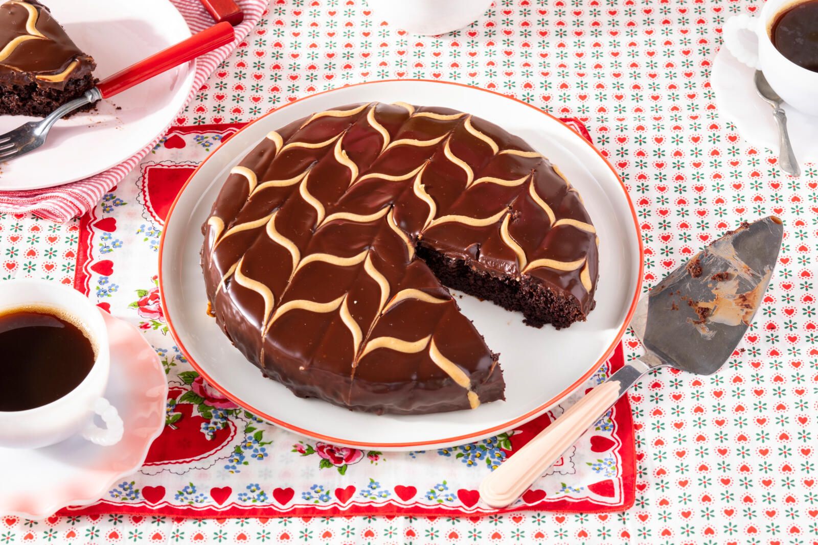 Eggless Chocolate Ganache Cake Recipe | Triper Layer Cake