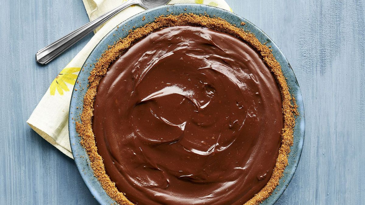 preview for This Easy Chocolate Pie Will Leave Your Mouth Watering