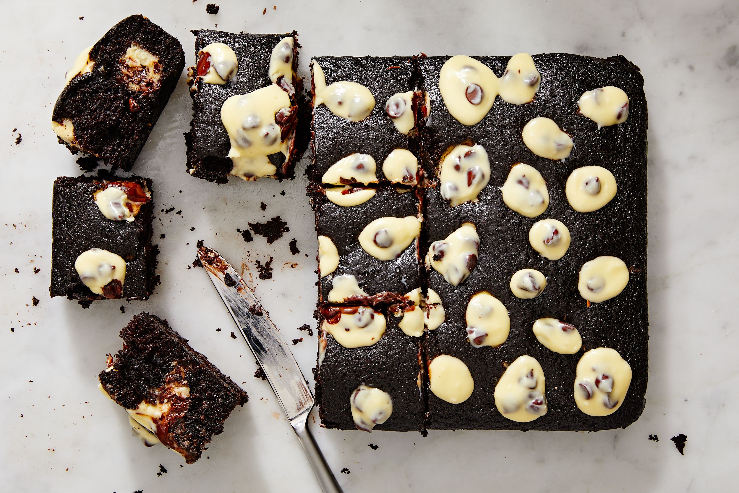 Best Chocolate Polka Dot Cake Recipe - How To Make Chocolate Cake
