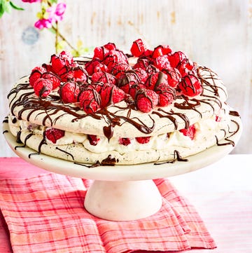 chocolate and raspberry meringue