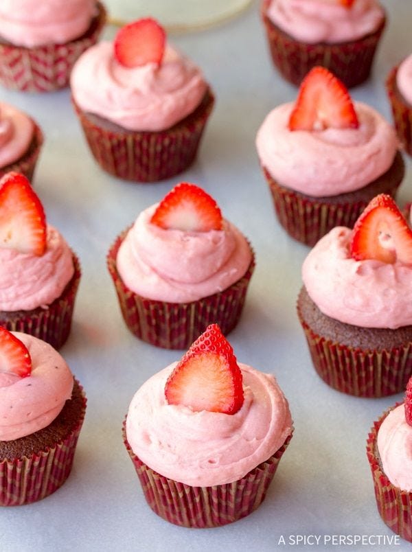 chocolate buttermilk cupcakes with strawberry cream frosting