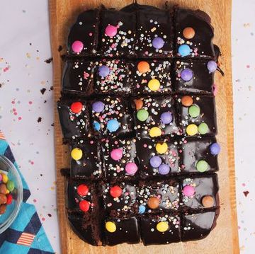 chocolate traybake cake recipe