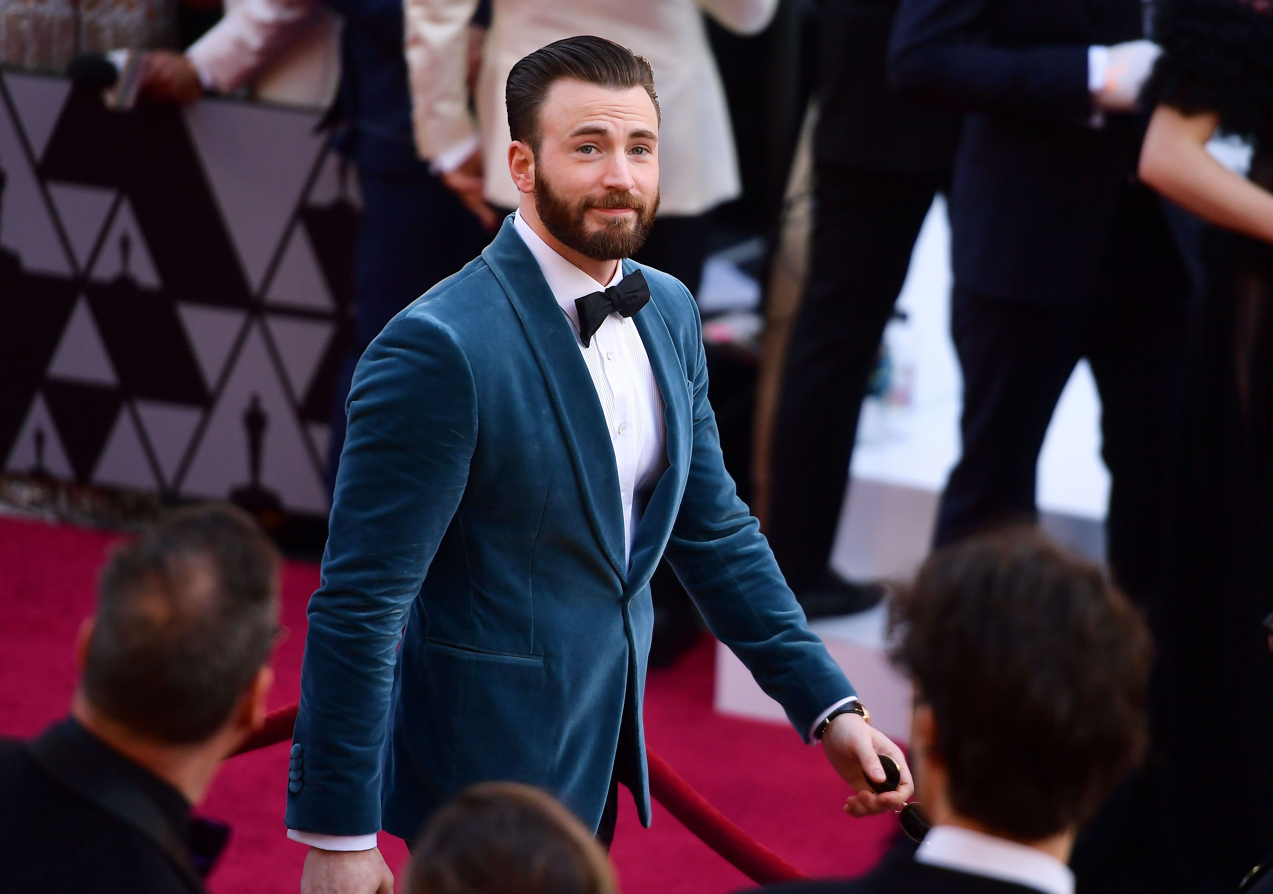 Chris Evans 2022 Oscars