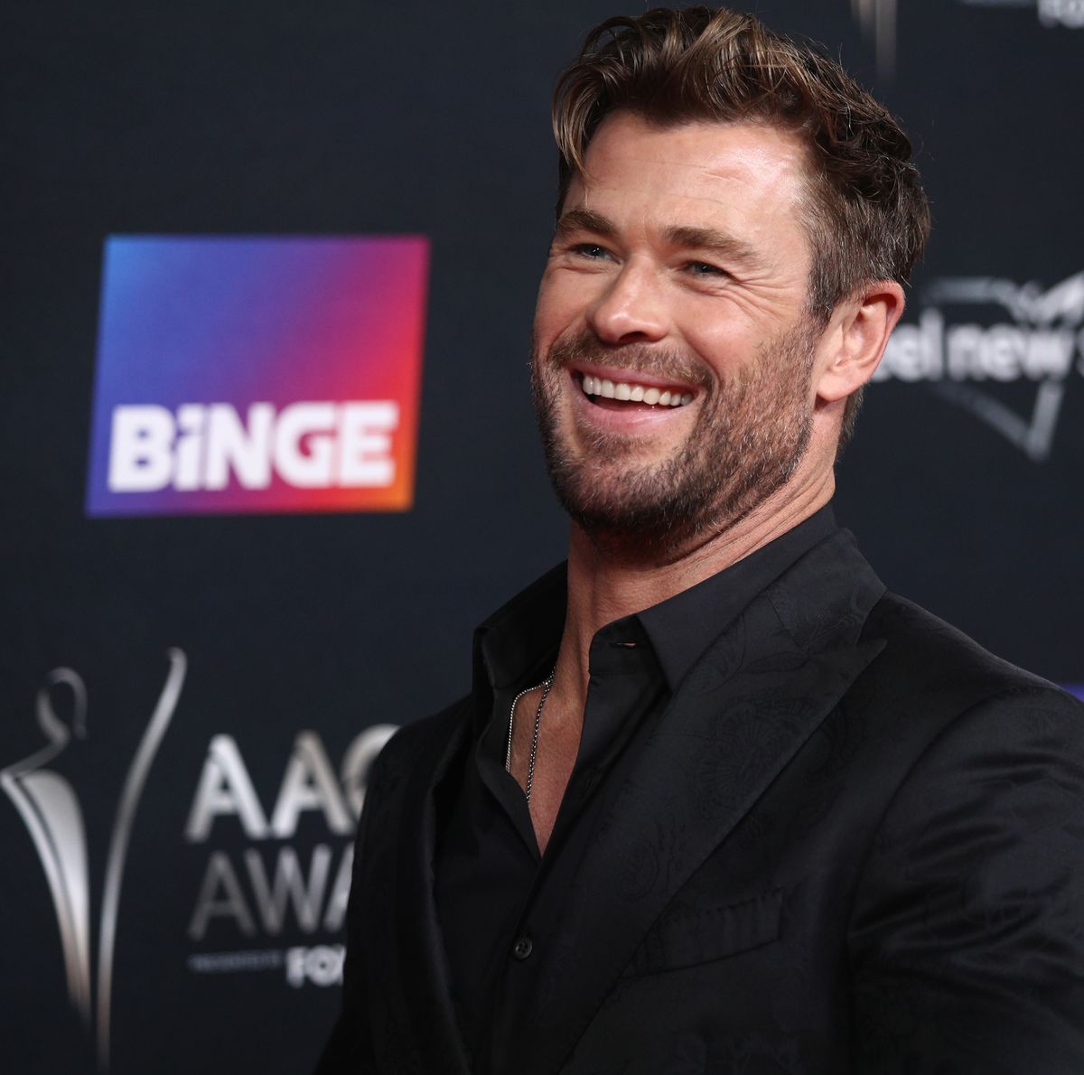 Chris Hemsworth diz que fará papel de Thor até ser expulso pela Marvel