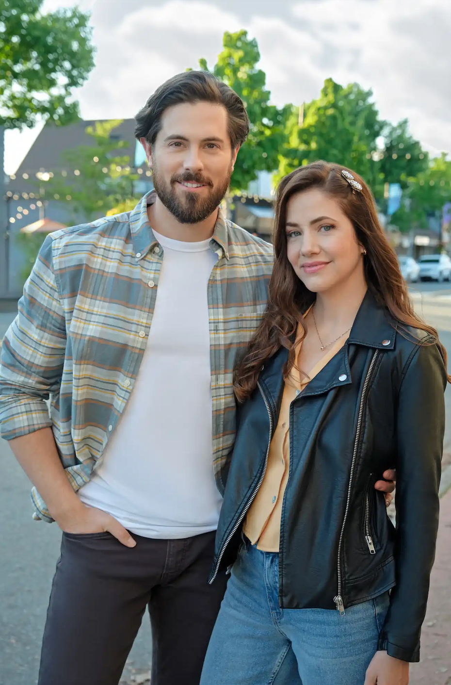 chris mcnally wife julie gonzalo marriage kids