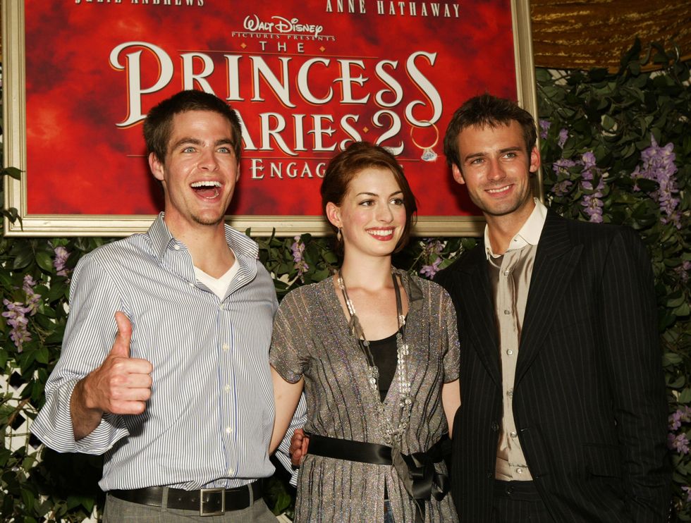 "the priness diaries 2 royal engagement" premiere red carpet