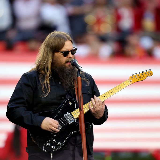 chris stapleton sings at super bowl lvii kansas city chiefs v philadelphia eagles