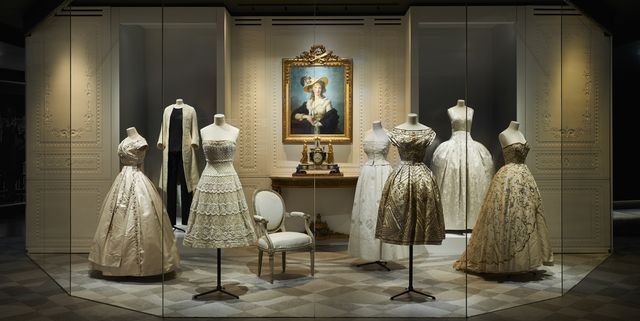 Dress, Floor, Fashion, Costume design, Gown, Victorian fashion, Collection, Boutique, Display window, Fashion design, 