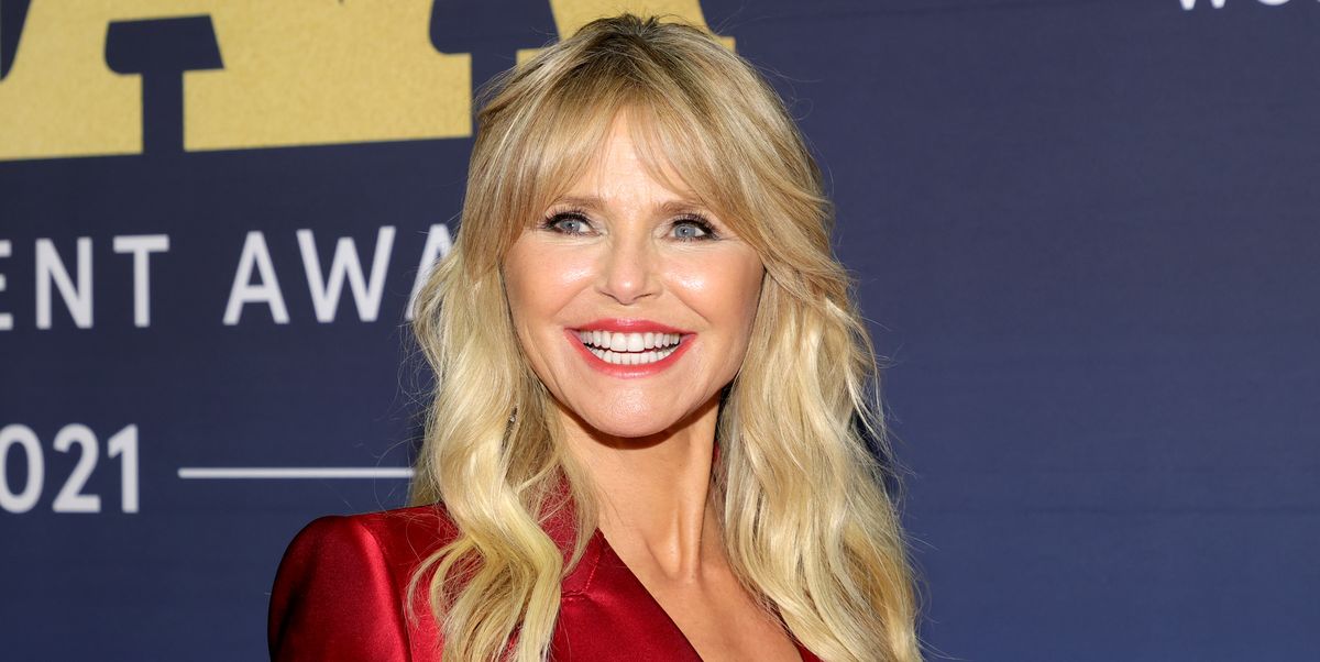 Christie Brinkley, 69, Shows Off Gray Hair and Fans Are Conflicted