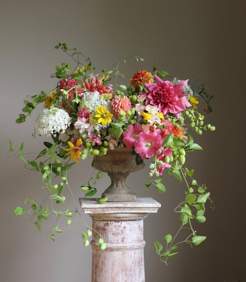 cultivated-summer-flower-arrangements