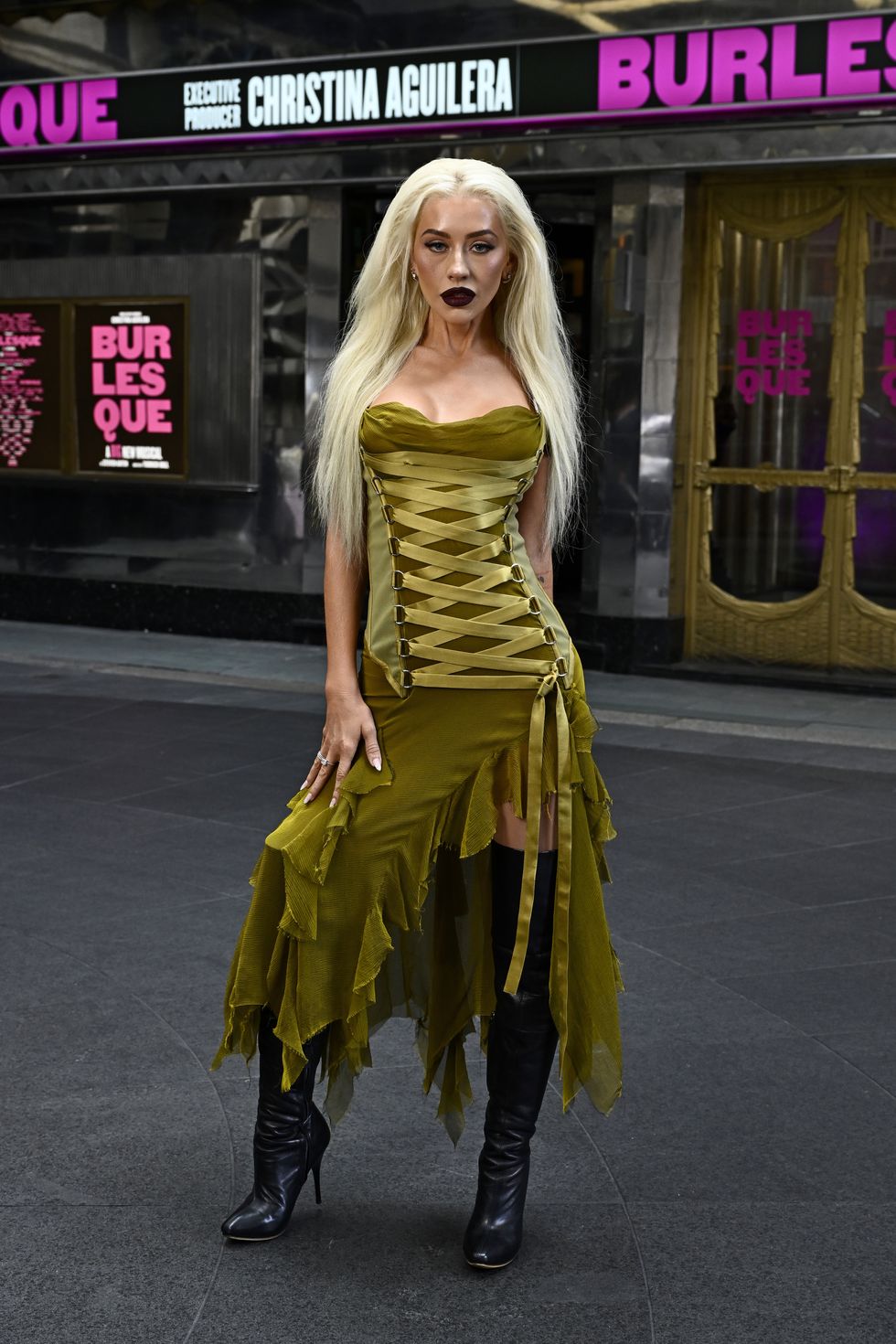 "burlesque: the musical" photocall