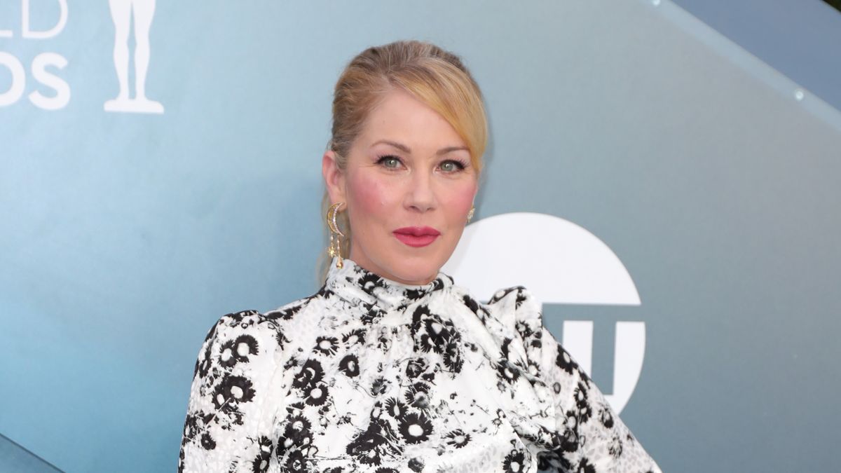 Christina Applegate Health Update Now: Is She Still Hospitalized? Diagnosed With Multiple Sclerosis