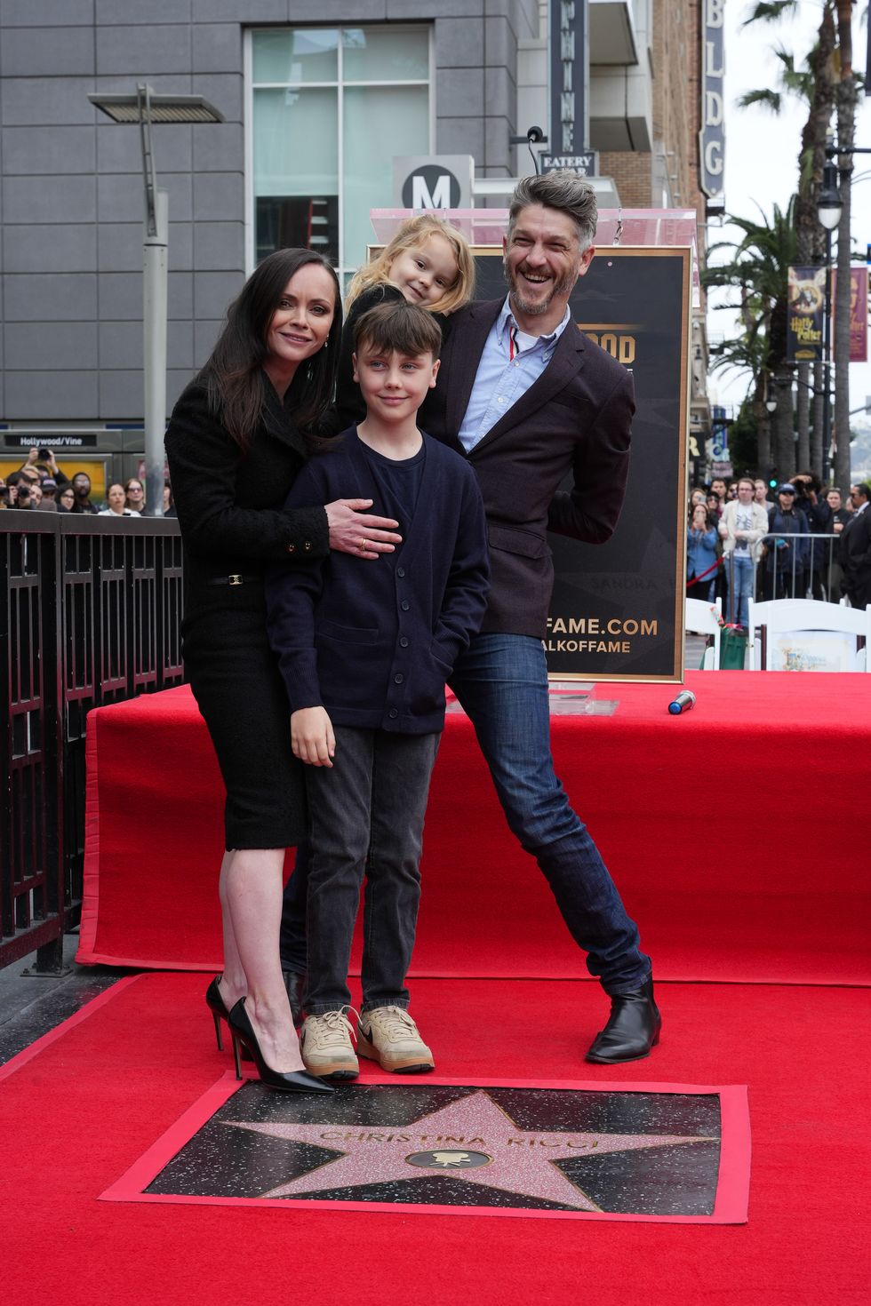 Christina Ricci onorata con una stella sulla Hollywood Walk of Fame