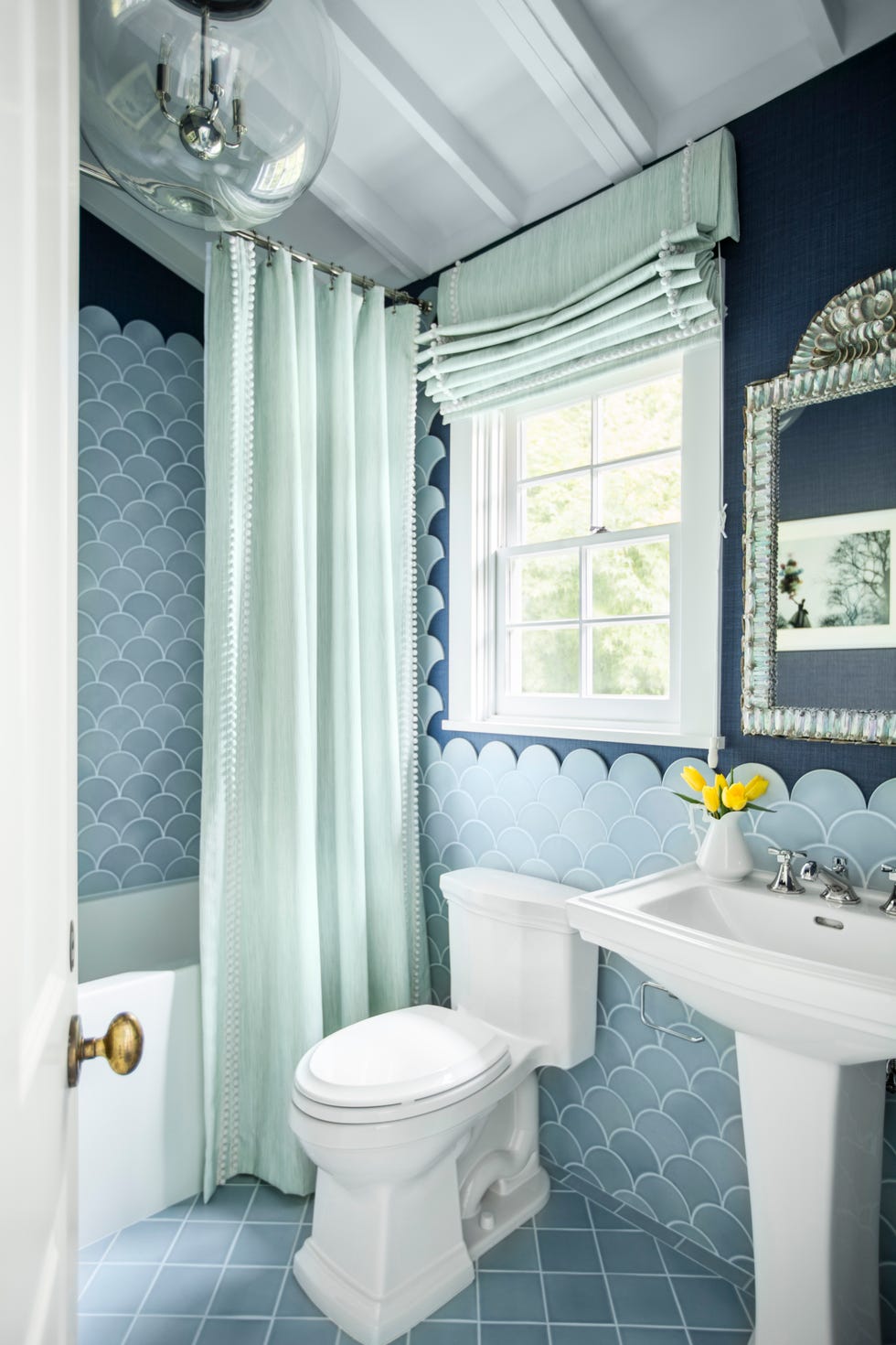 Top Bathroom Trends of 2020 - What Bathroom Styles Are In