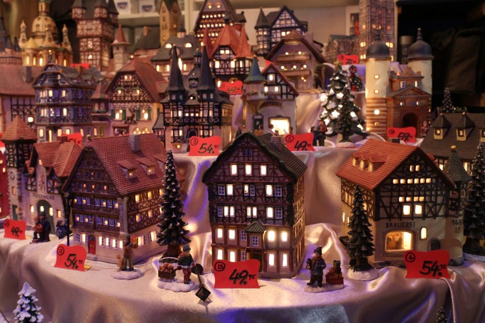 The Best Holiday Décor Stores In The U.S. - Top Holiday Décor Stores In ...