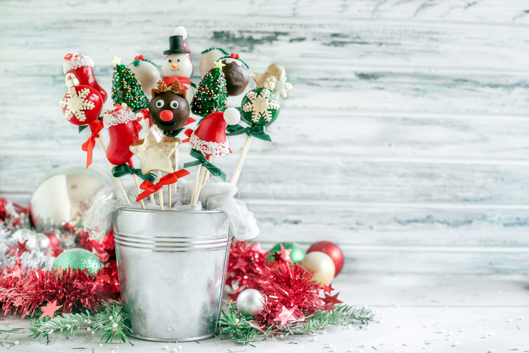 christmas cake pops