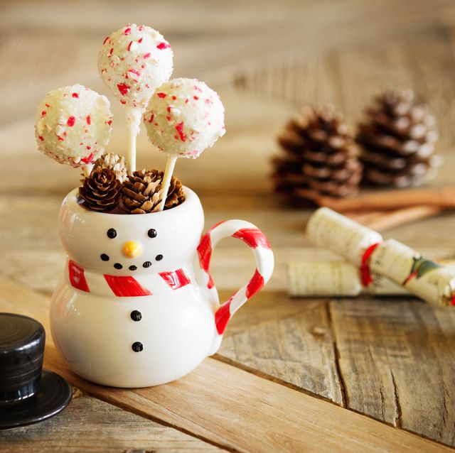 20 Best Christmas Cake Pops - How to Make Cake Pops for Christmas