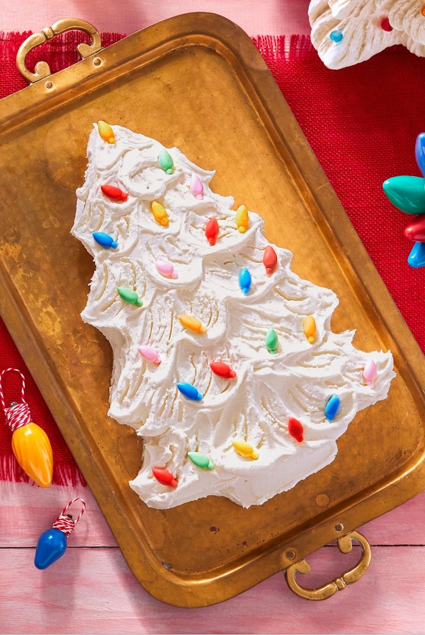 44 Showstopping Christmas Cakes For Your Holiday Table