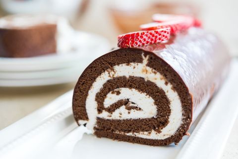 chocolate swiss roll cake with strawberry
