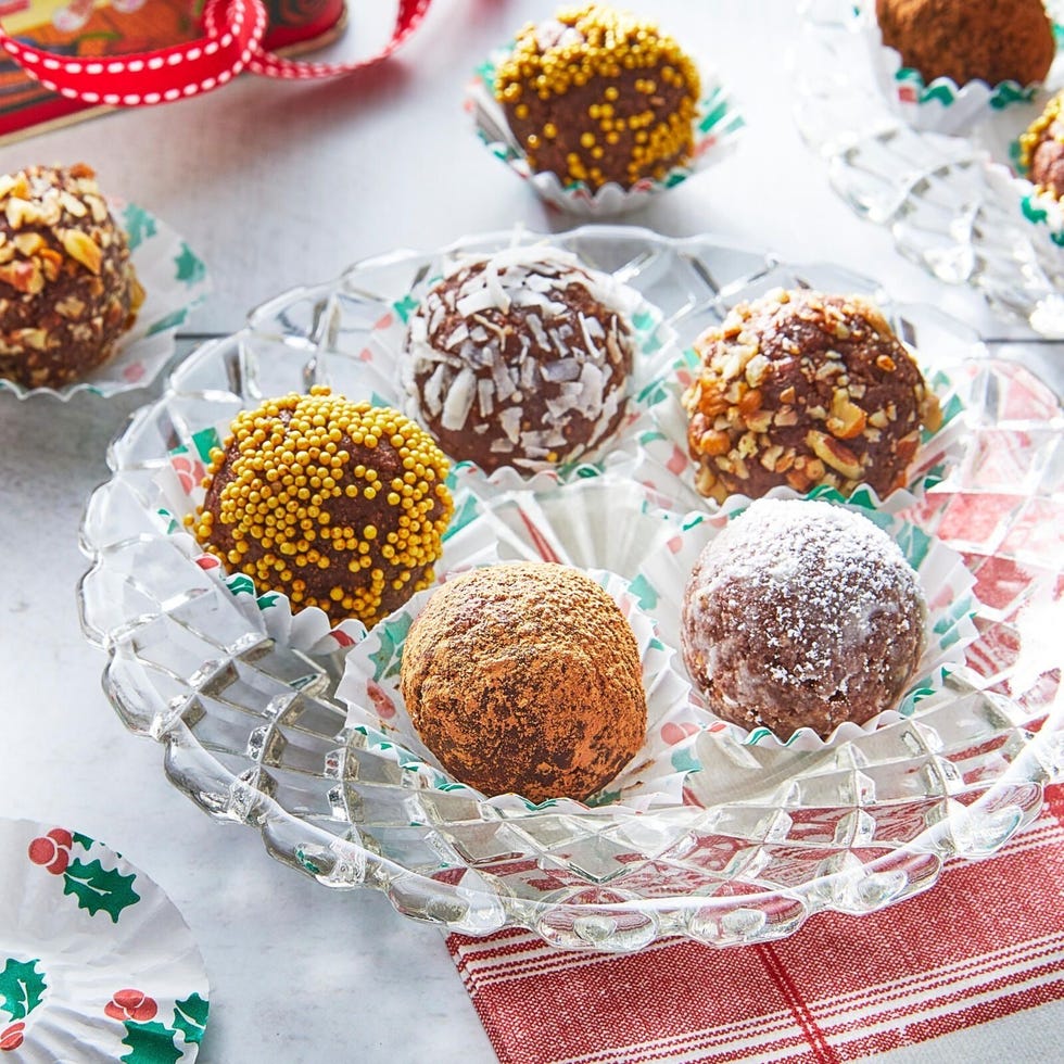 70 Best Christmas Candy Recipes - Homemade Holiday Candy Ideas