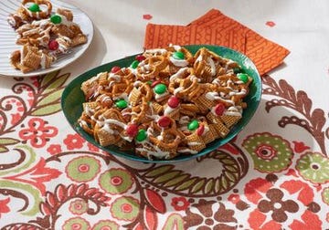 the pioneer woman's christmas chex mix recipe